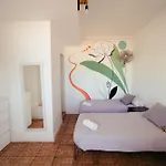 Ocean Nomads Coworking Tenerife 호스텔