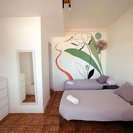 Хостел Ocean Nomads Coworking Tenerife Арона