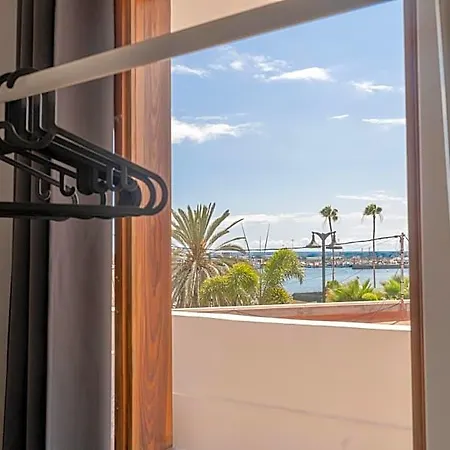 Ocean Nomads Coworking Tenerife Хостел Арона