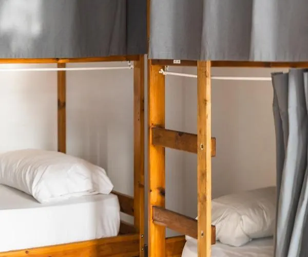 Albergue Ocean Nomads Coworking Tenerife