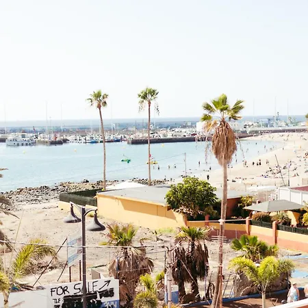 Ocean Nomads Coworking Tenerife بيت شباب *